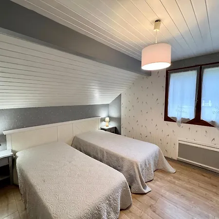 Hébergement de vacances Spacieux Avec Cheminée, Proche Forêt, Sentiers Pédestres, Terrasse, Terrain Clos, Jeux Et Wifi - Fr-1-589-187