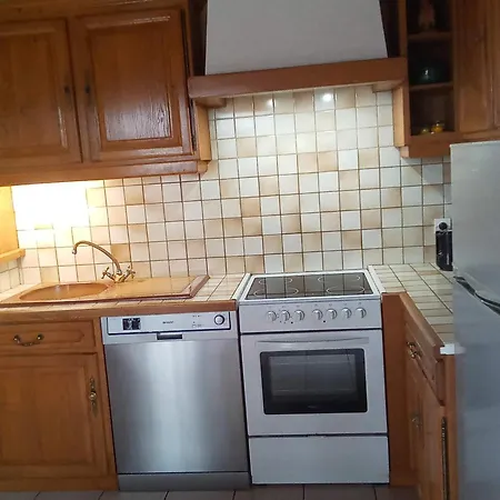 Spacieux Avec Cheminée, Proche Forêt, Sentiers Pédestres, Terrasse, Terrain Clos, Jeux Et Wifi - Fr-1-589-187 Hébergement de vacances