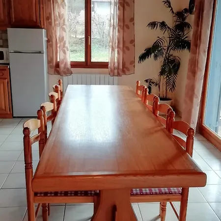 Spacieux Avec Cheminée, Proche Forêt, Sentiers Pédestres, Terrasse, Terrain Clos, Jeux Et Wifi - Fr-1-589-187 Hébergement de vacances Gerbamont