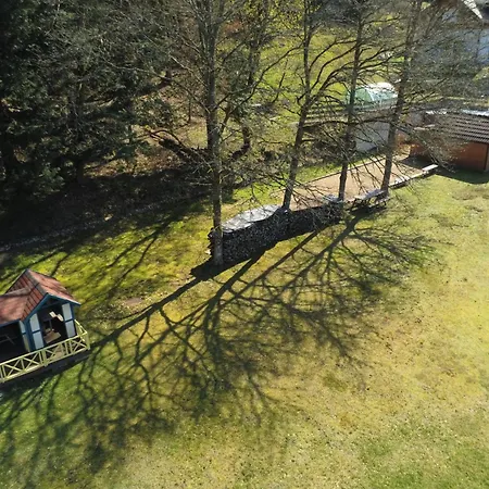 Spacieux Avec Cheminee, Proche Foret, Sentiers Pedestres, Terrasse, Terrain Clos, Jeux Et Wifi - Fr-1-589-187 別荘 *