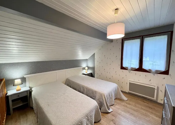 Prázdninový dům Spacieux Avec Cheminee, Proche Foret, Sentiers Pedestres, Terrasse, Terrain Clos, Jeux Et Wifi - Fr-1-589-187