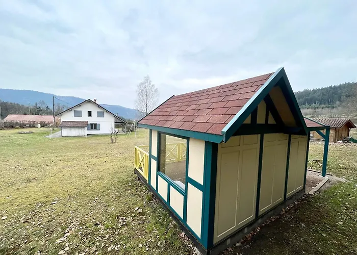 Prázdninový dům Spacieux Avec Cheminee, Proche Foret, Sentiers Pedestres, Terrasse, Terrain Clos, Jeux Et Wifi - Fr-1-589-187